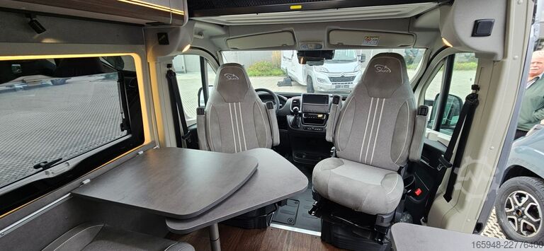 Kastenwagen Wohnmobil / Campervan PÖSSL PÖSSL Summit Shine 640*180PS Automatik
