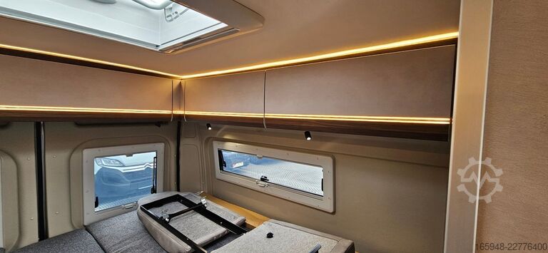 Kastenwagen Wohnmobil / Campervan PÖSSL PÖSSL Summit Shine 640*180PS Automatik