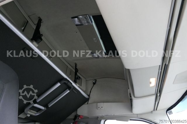 Standard dragbil VOLVO FH 420 Globetrotter 2-XL Tanks Euro 6