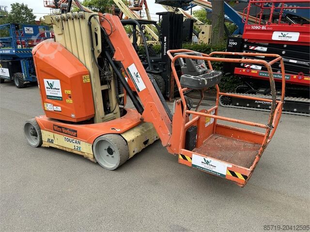 Tõsteplatvorm JLG Toucan 12E (1933)