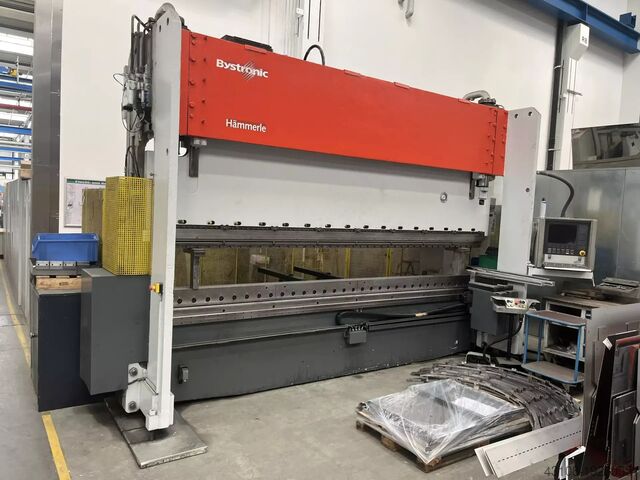 Prensa plegadora CNC BYSTRONIC HÄMMERLE BM 2 Bystronic HÄMMERLE BM 200 - 4100