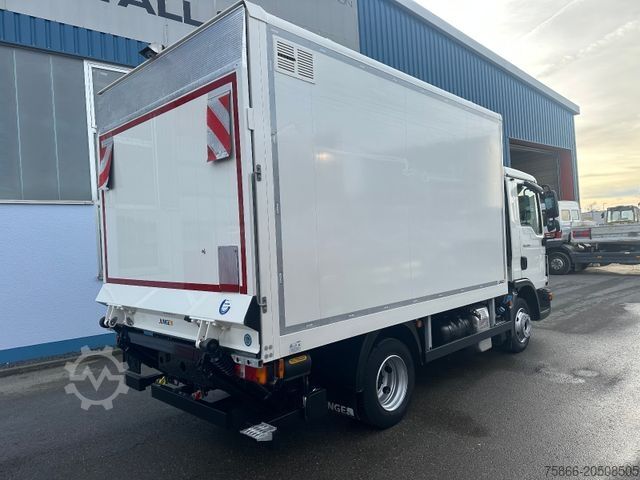 박스 밴 MAN 8.190 TGL BL ADR Ausführung Klima SafetyPack AHK