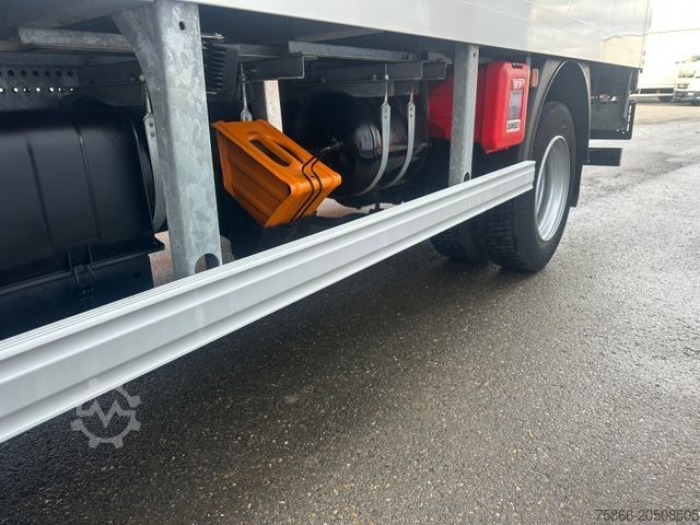 박스 밴 MAN 8.190 TGL BL ADR Ausführung Klima SafetyPack AHK