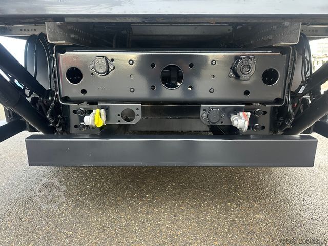 박스 밴 MAN 8.190 TGL BL ADR Ausführung Klima SafetyPack AHK