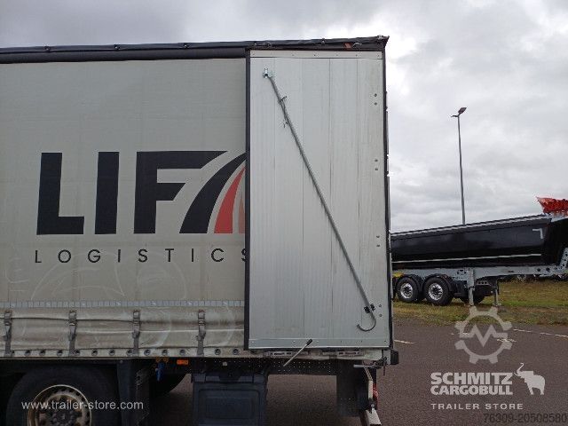 Rơ moóc bán mở với bạt phủ Schmitz Cargobull Curtainsider Standard Getränke