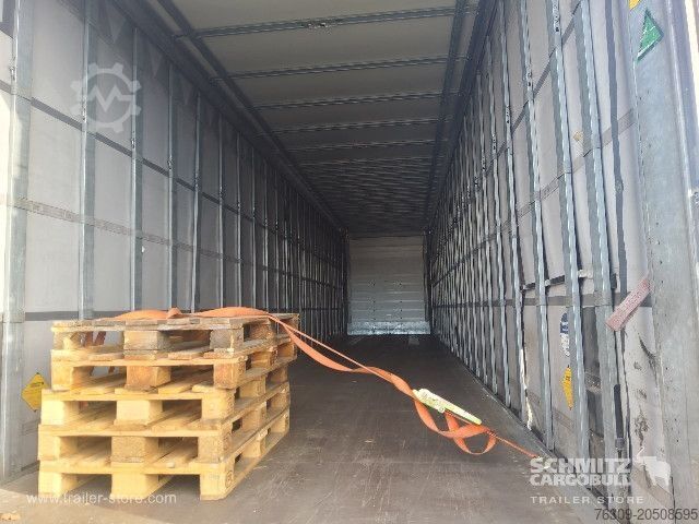 Semiremorcă deschisă cu prelată Schmitz Cargobull Curtainsider Mega Getränke