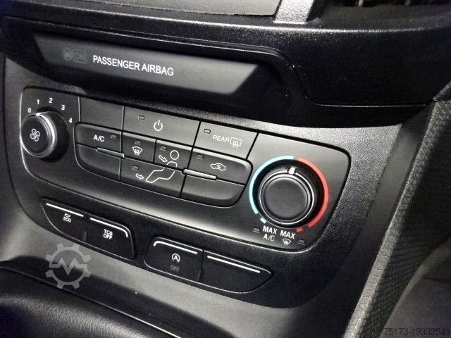 Fourgon tôlé FORD Transit Connect 230 L2 Trend Kasten PDC Klima