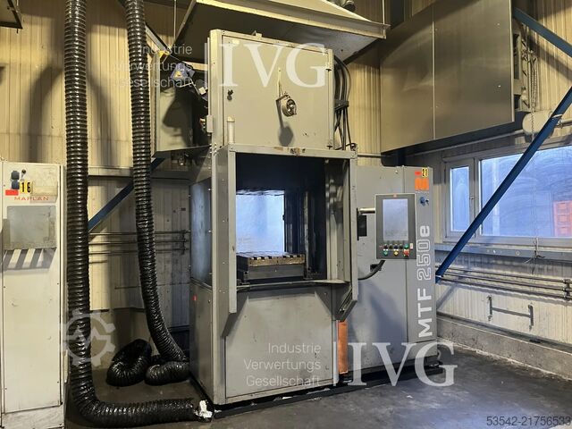 Гумова ливарна машина (21) MAPLAN MTF1500/250ed