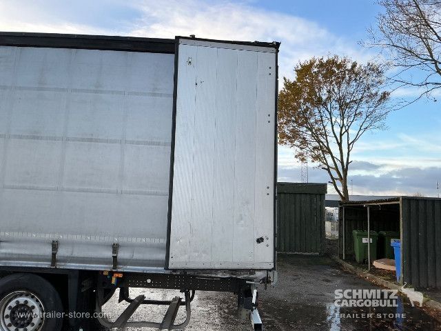 Brandalı açık yarı römork Schmitz Cargobull Curtainsider Standard Faltwandtür rechts