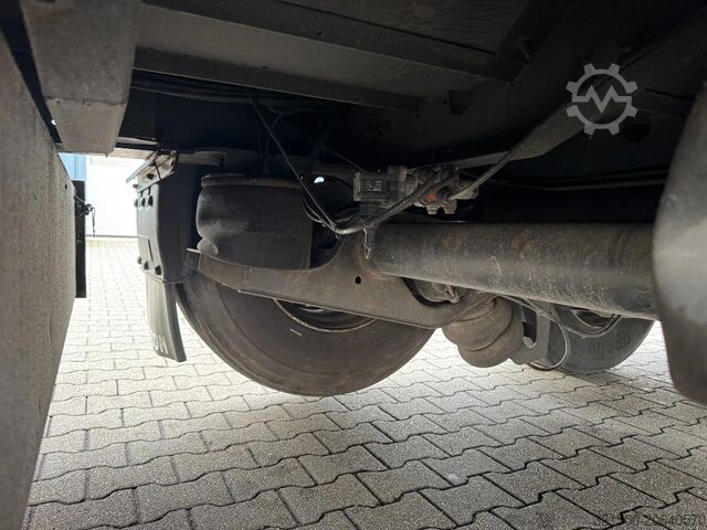 Wielton Schuifzeil met Coil / SAF-Disc 2x Lift-as / APK...