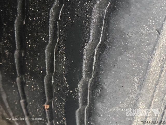 Trailer semi terbuka dengan terpal Schmitz Cargobull Curtainsider Standard Getränke