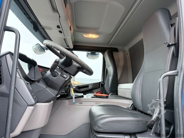 Truk tangki vakum SCANIA P360 6x2*4 Hvidtved Larsen Flexline 310