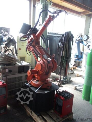 Robô industrial ABB Robotics IRB 1400 S4C + M2000 mit Schweißgerät