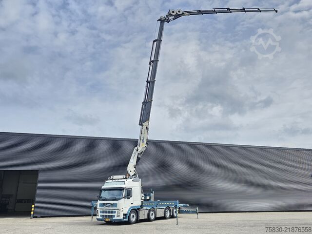 Tovornjak z žerjavom Volvo FM480