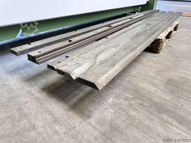 Stroj za savijanje lima RAS 74.30  3200x4mm