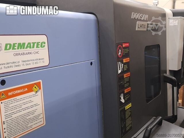 Horizontalna Turning Machine DOOSAN LYNX 2100LMA