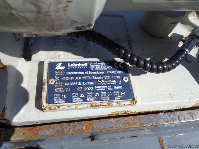 Mini excavator TAKEUCHI TB 225 Powertilt Löffel Taklock 2.400 kg