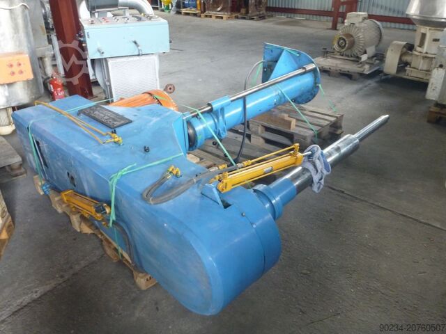 Dissolver 40 kW oleh Oliver & Battle untuk kerja di bawah vakum dengan kuali pengadun 500 L OLIVER & BATLLE Dispermix 50