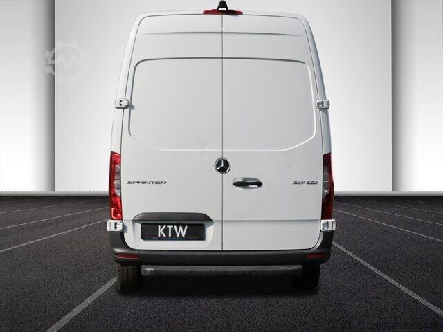 Varebil Mercedes-Benz Sprinter 317 CDI,L2H2,Automatik,Kamera