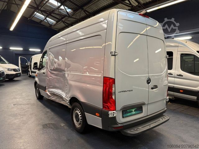 High top van MERCEDES-BENZ Sprinter 314 Kasten L2H2 Klima Tempomat MBUX