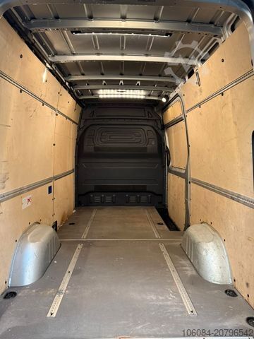 High top van MERCEDES-BENZ Sprinter 314 Kasten L2H2 Klima Tempomat MBUX