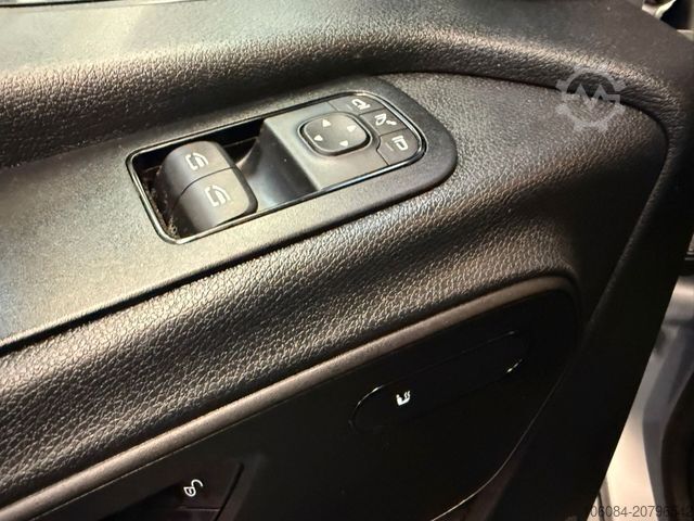 High top van MERCEDES-BENZ Sprinter 314 Kasten L2H2 Klima Tempomat MBUX