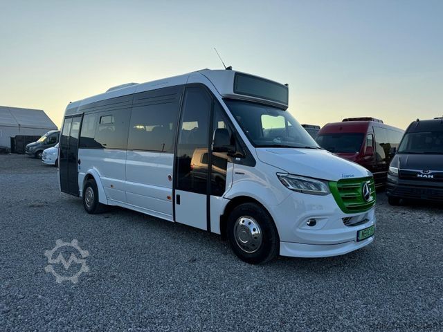 Автобус MERCEDES-BENZ eSprinter