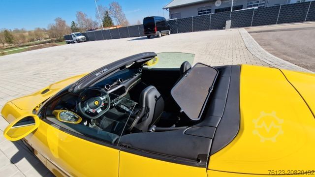 Dodávka FERRARI Portofino