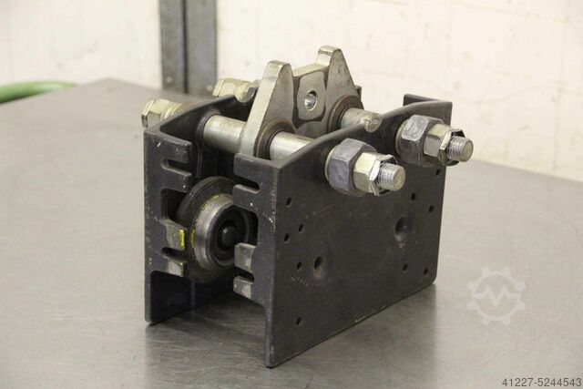 Kranfahrwerk unbekannt 240/262/H225 mm