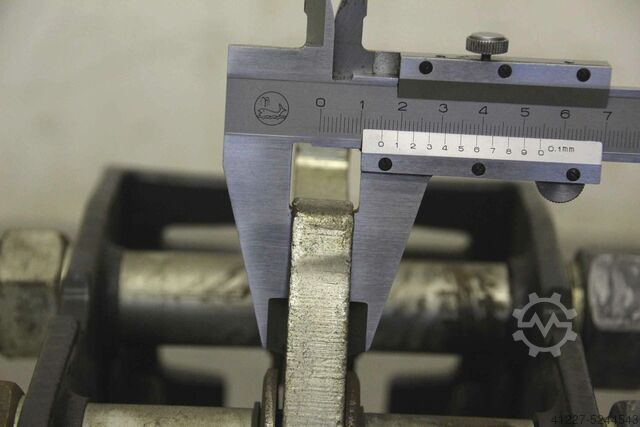 Kranfahrwerk unbekannt 240/262/H225 mm