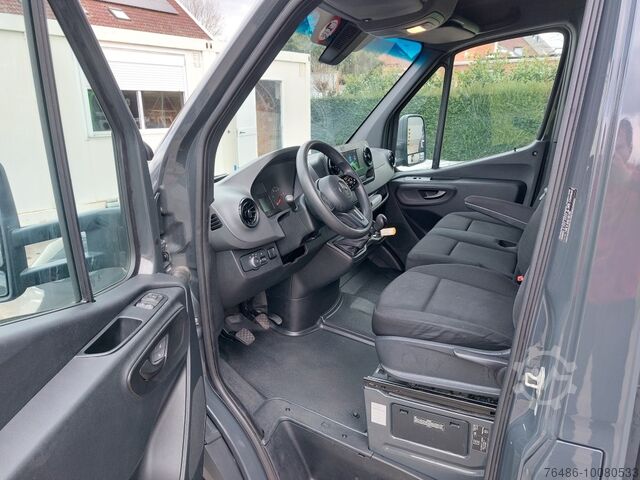 Sobreestructura de caja cerrada Mercedes-Benz Sprinter 314cdi meubelbak + lift