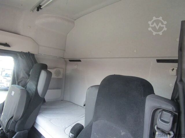 Kamion sa kranom Mercedes-Benz Actros 3563 8x4 Euro 6 HMF 4020-K6