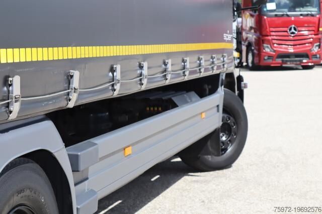 Камион платформа с брезент Mercedes-Benz Atego 1527 L