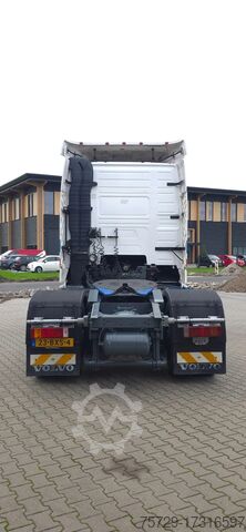 标准-SZM Volvo FH 16 Very beautiful Volvo FH16 520, lots of ho...