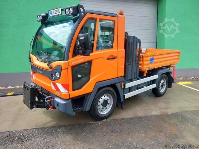 Zamiatarka drogowa Hako Multicar M31