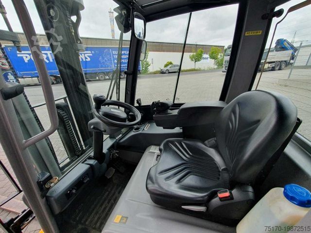 Etukuormaaja trukki JUNGHEINRICH EFG 215 / Triplex: 4.25m! / SS /  4.297h!