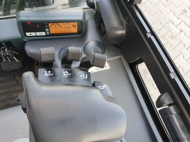 Ön yükleyici forklift JUNGHEINRICH EFG 215 / Triplex: 4.25m! / SS /  2.472h! / 2020