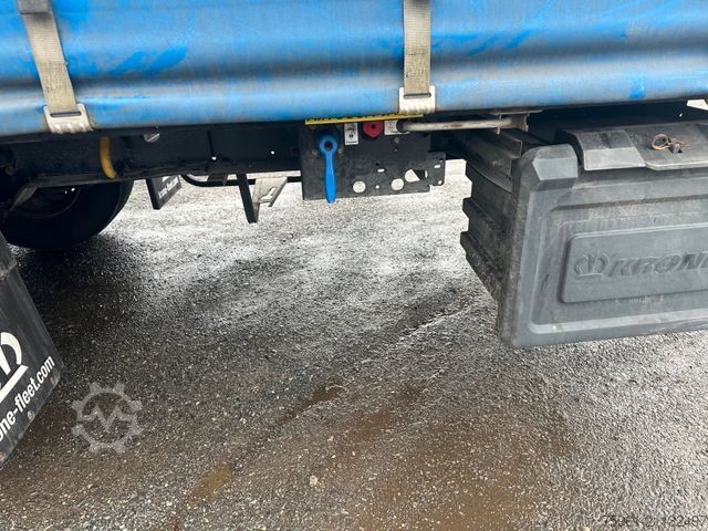 Otvorený náves s plachtou KRONE SD DA Schiebeplane Curtainsider