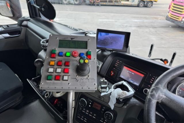 Вакуумний автоцистерна MAN TGS 35.480 Jurop Kanalreinigung