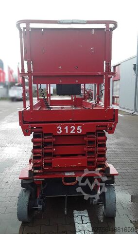 Elevador de tesoura JLG 2646 ES