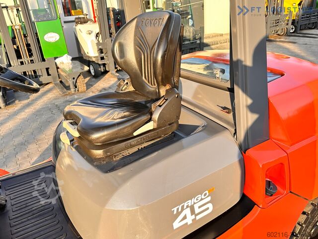 Vorkheftruck Toyota 42-4FD40 / DIESEL / 4500KG / DUPLEX / FO