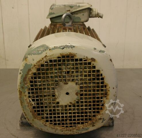 Moteur électrique 11 kW 1440 tr/min VEM KMR132M4