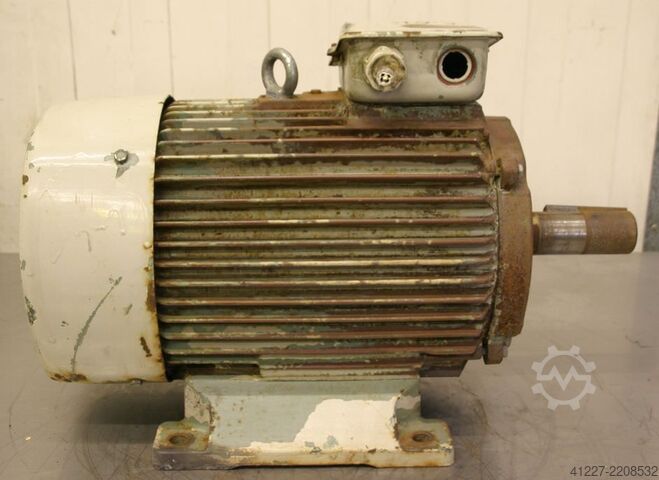 Moteur électrique 11 kW 1440 tr/min VEM KMR132M4