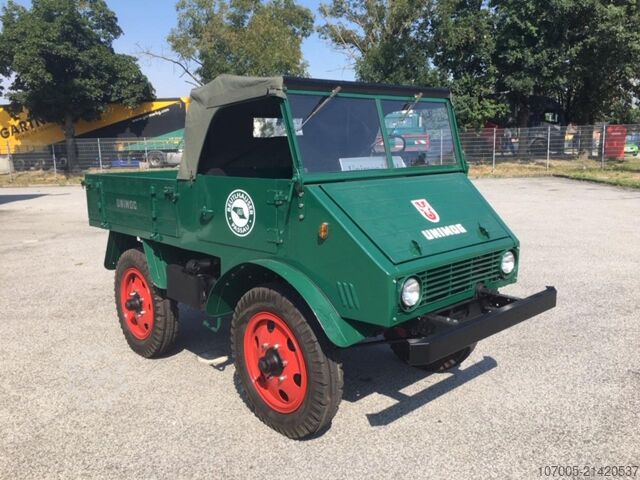 Lain Mercedes-Benz Unimog U 401 Oldtimer