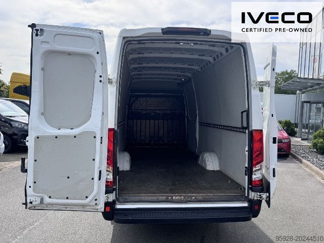 Magas tetős furgon IVECO 35S14A8V, Fahrersitz hydraul. Rückfahrkamera