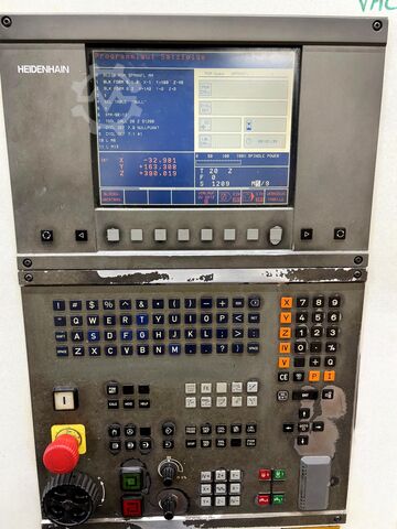 Centro de usinagem vertical BRIDGEPORT VMC 1000