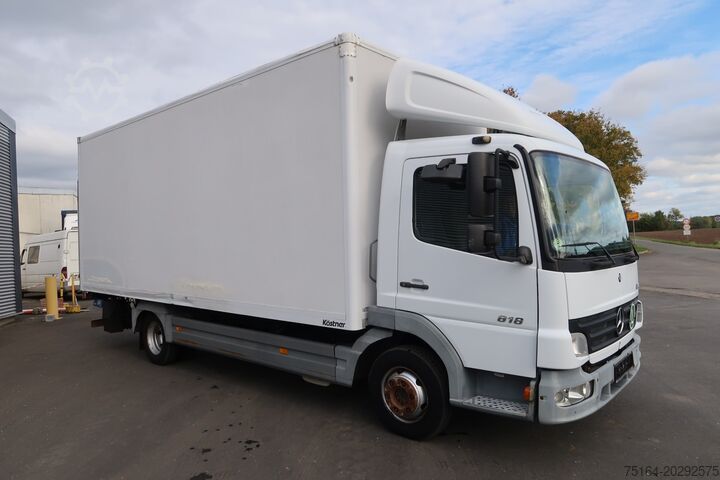 Bavullu taşıyıcı Mercedes-Benz 818 L