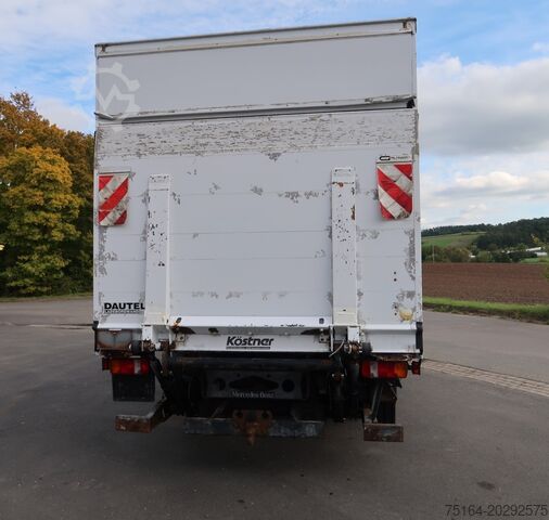 Bavullu taşıyıcı Mercedes-Benz 818 L