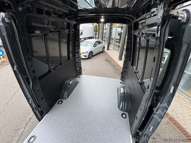 Ploščati dostavnik IVECO Daily 35S18HA8 3.0L *R3.520mm*AHK*2xSchiebetür*