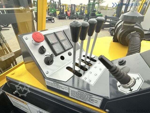 Carretilla elevadora multidireccional Combilift CB2500 DUPLEX 4100 DIESEL FREE-LIFT